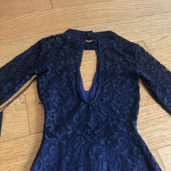 For love & lemons navy blue lace dress sz XS - Picture 8 of 8